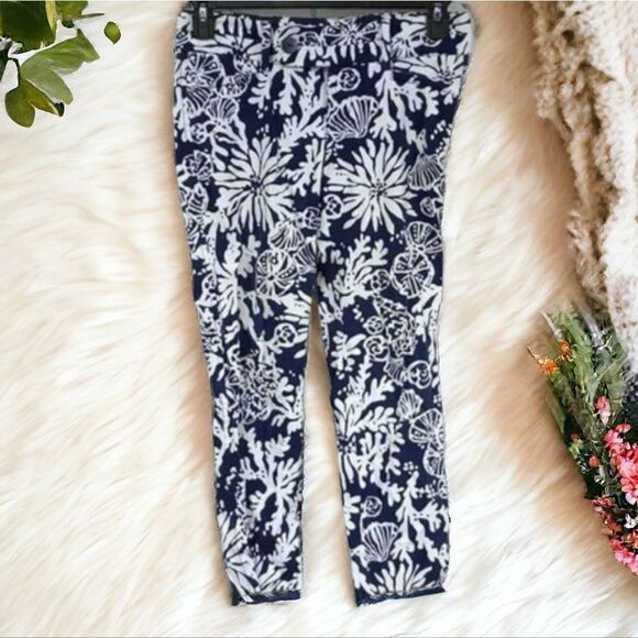 Lilly Pulitzer In the Groove Luxury Capri Pant Navy Seashell Nautical Print Sz 2 - Picture 3 of 9